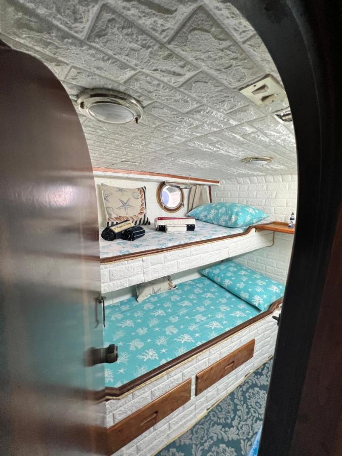 Boat & Breakfast Alicudi Bed and Breakfast Alghero Eksteriør billede