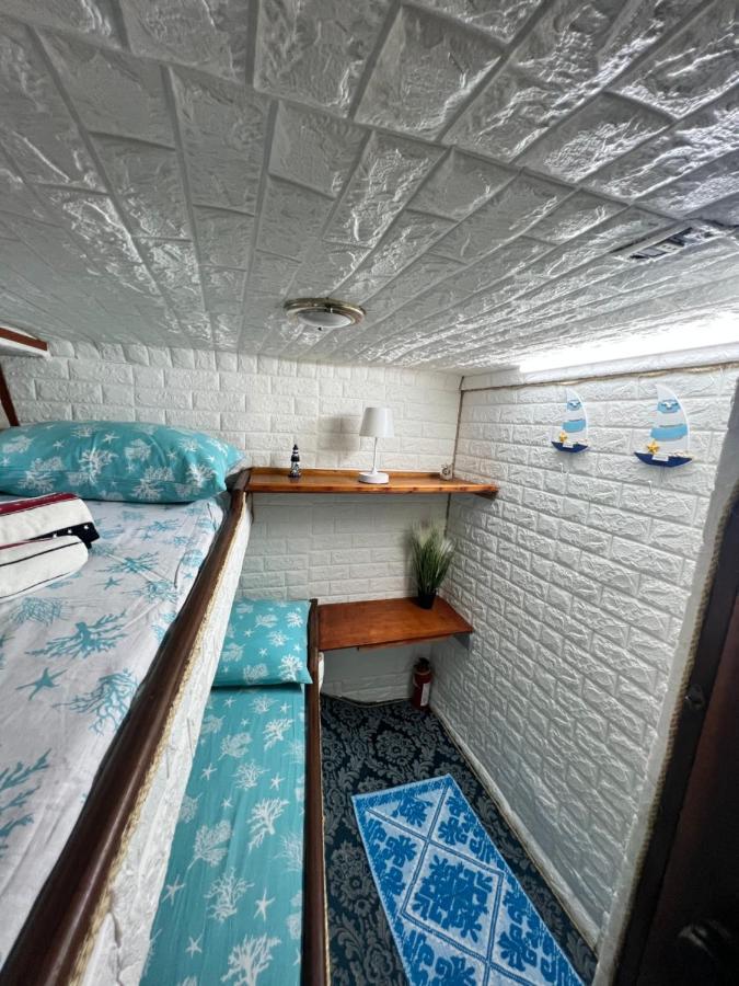 Boat & Breakfast Alicudi Bed and Breakfast Alghero Eksteriør billede