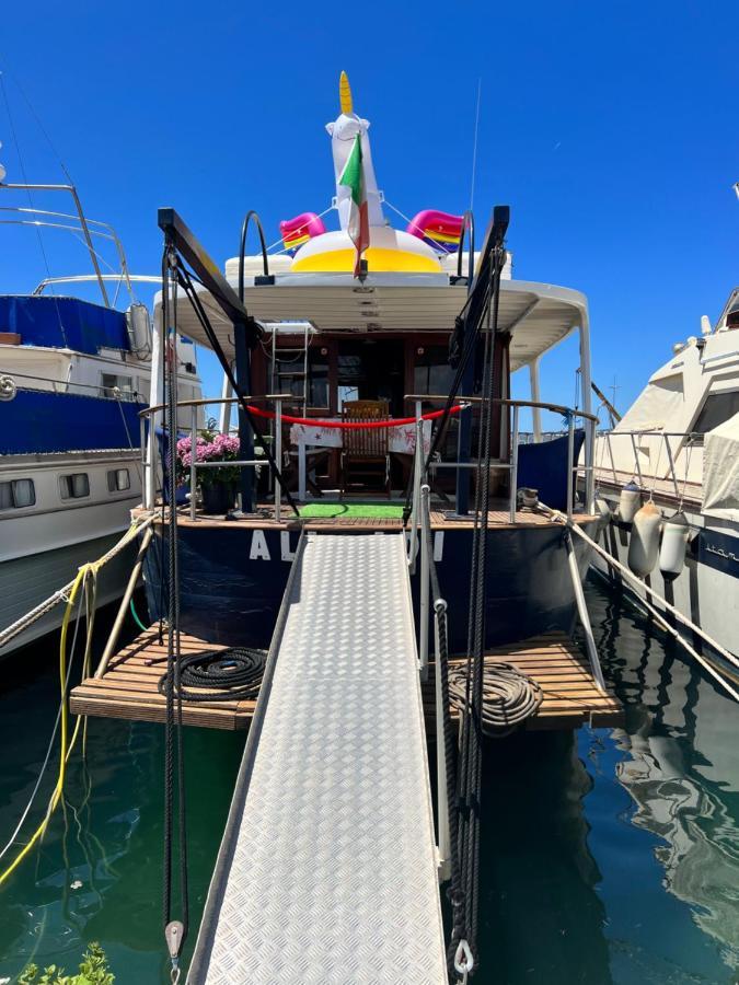 Boat & Breakfast Alicudi Bed and Breakfast Alghero Eksteriør billede