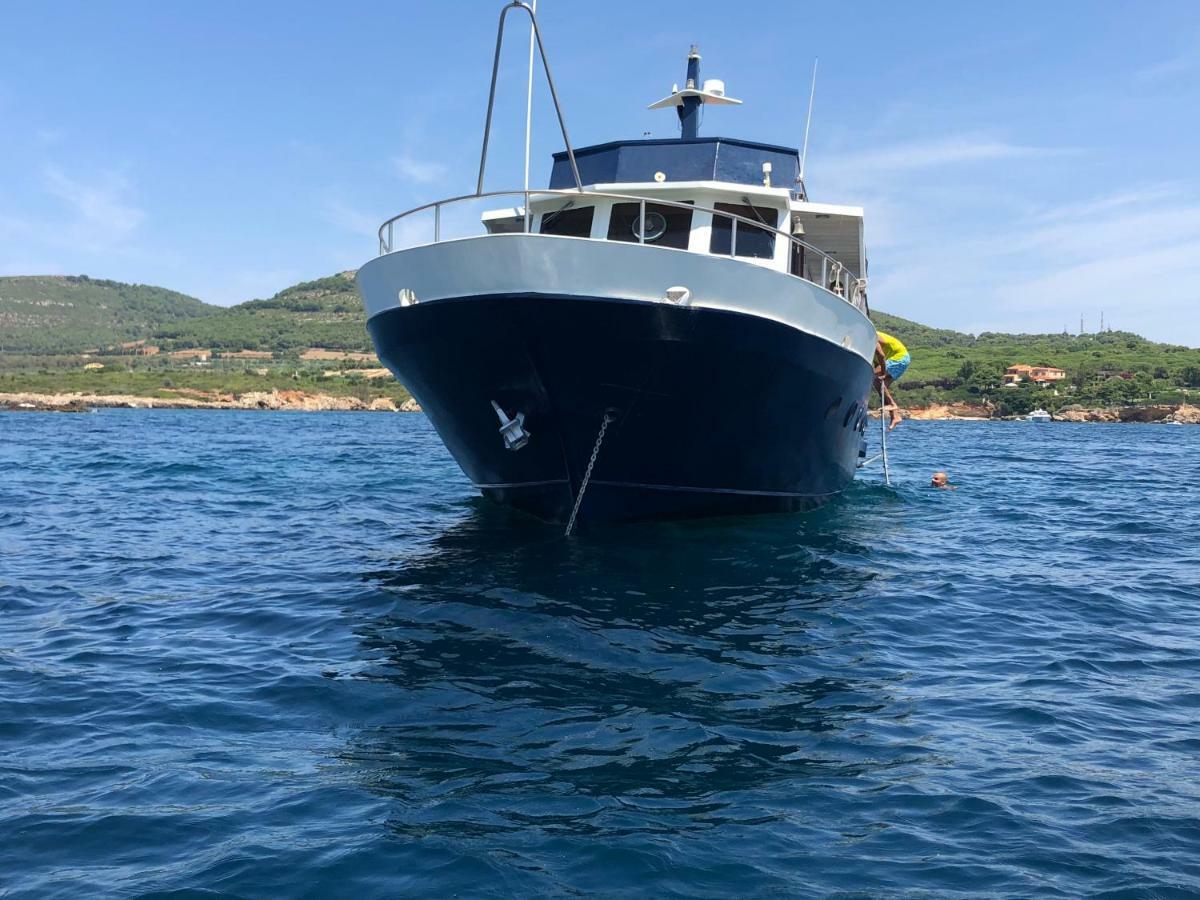 Boat & Breakfast Alicudi Bed and Breakfast Alghero Eksteriør billede